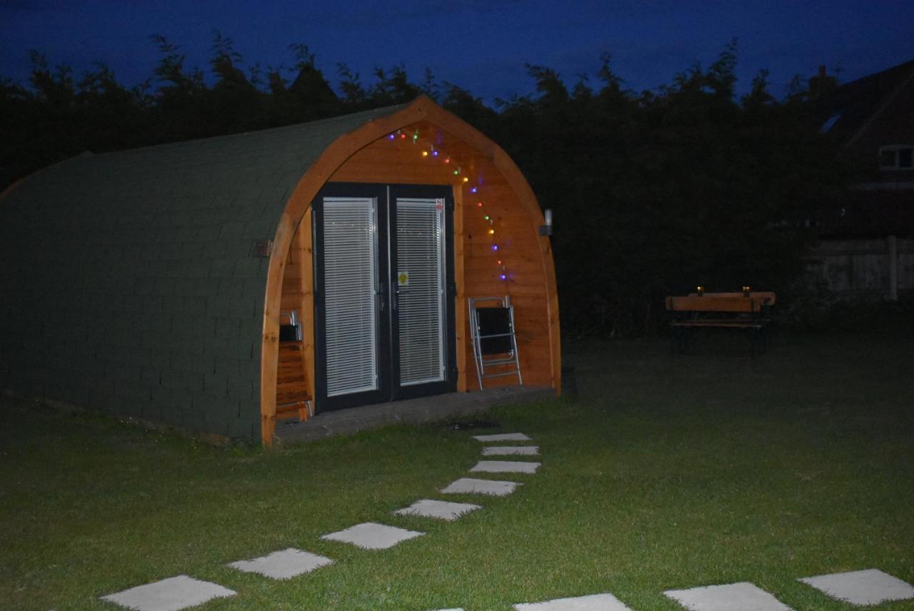 Lanterns Shepherds Huts & Glamping Happisburgh Exterior foto
