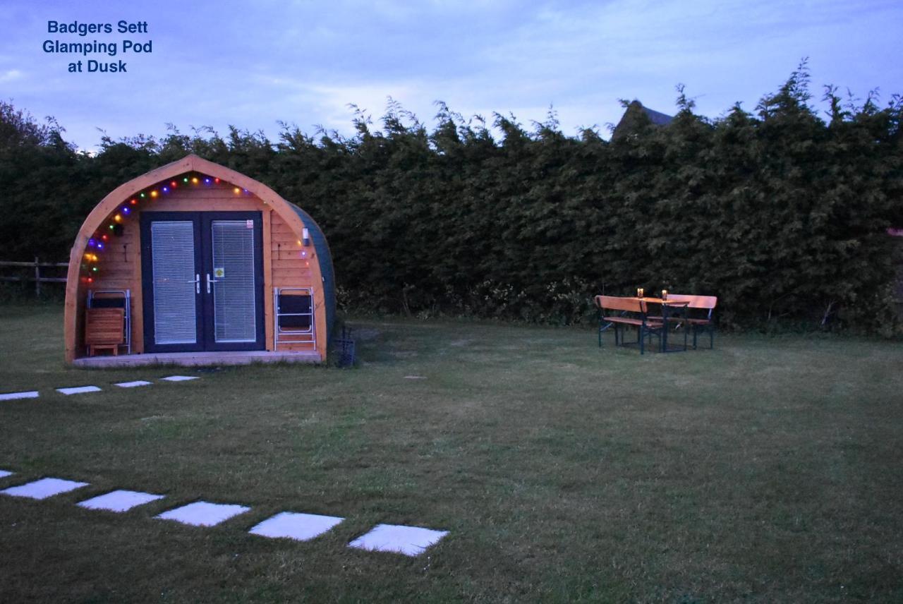 Lanterns Shepherds Huts & Glamping Happisburgh Exterior foto