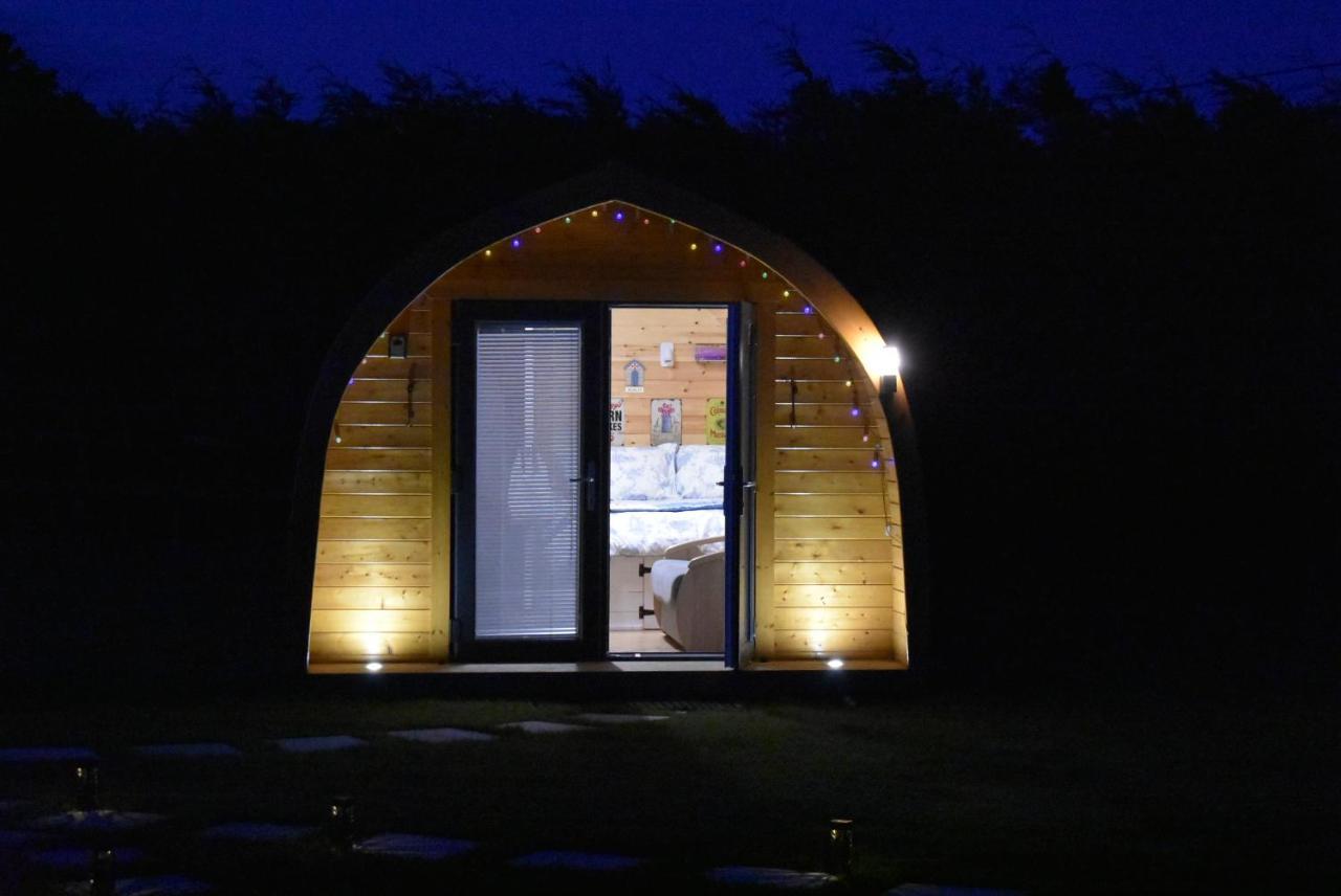 Lanterns Shepherds Huts & Glamping Happisburgh Exterior foto