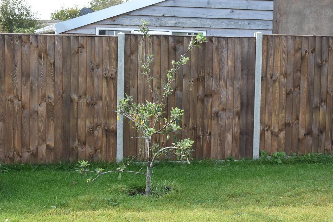 Lanterns Shepherds Huts & Glamping Happisburgh Exterior foto
