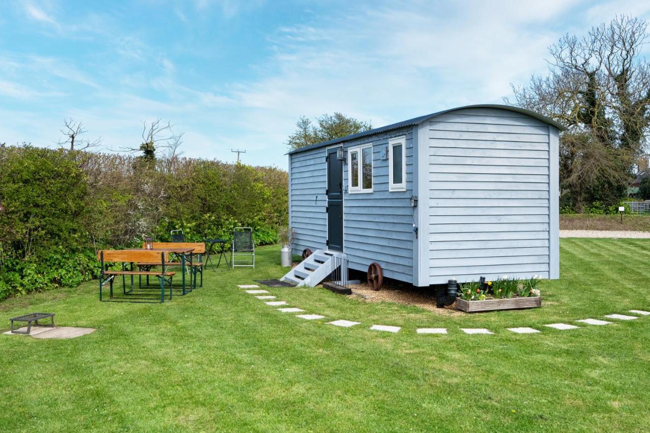 Lanterns Shepherds Huts & Glamping Happisburgh Exterior foto
