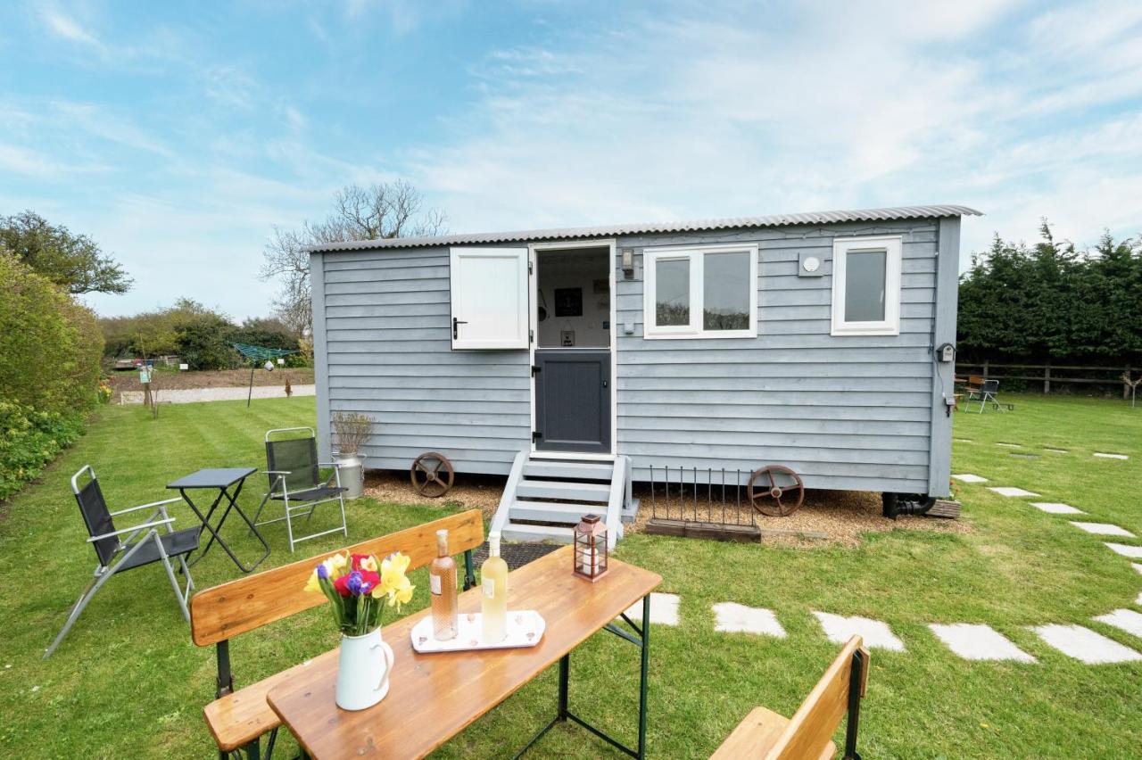 Lanterns Shepherds Huts & Glamping Happisburgh Exterior foto